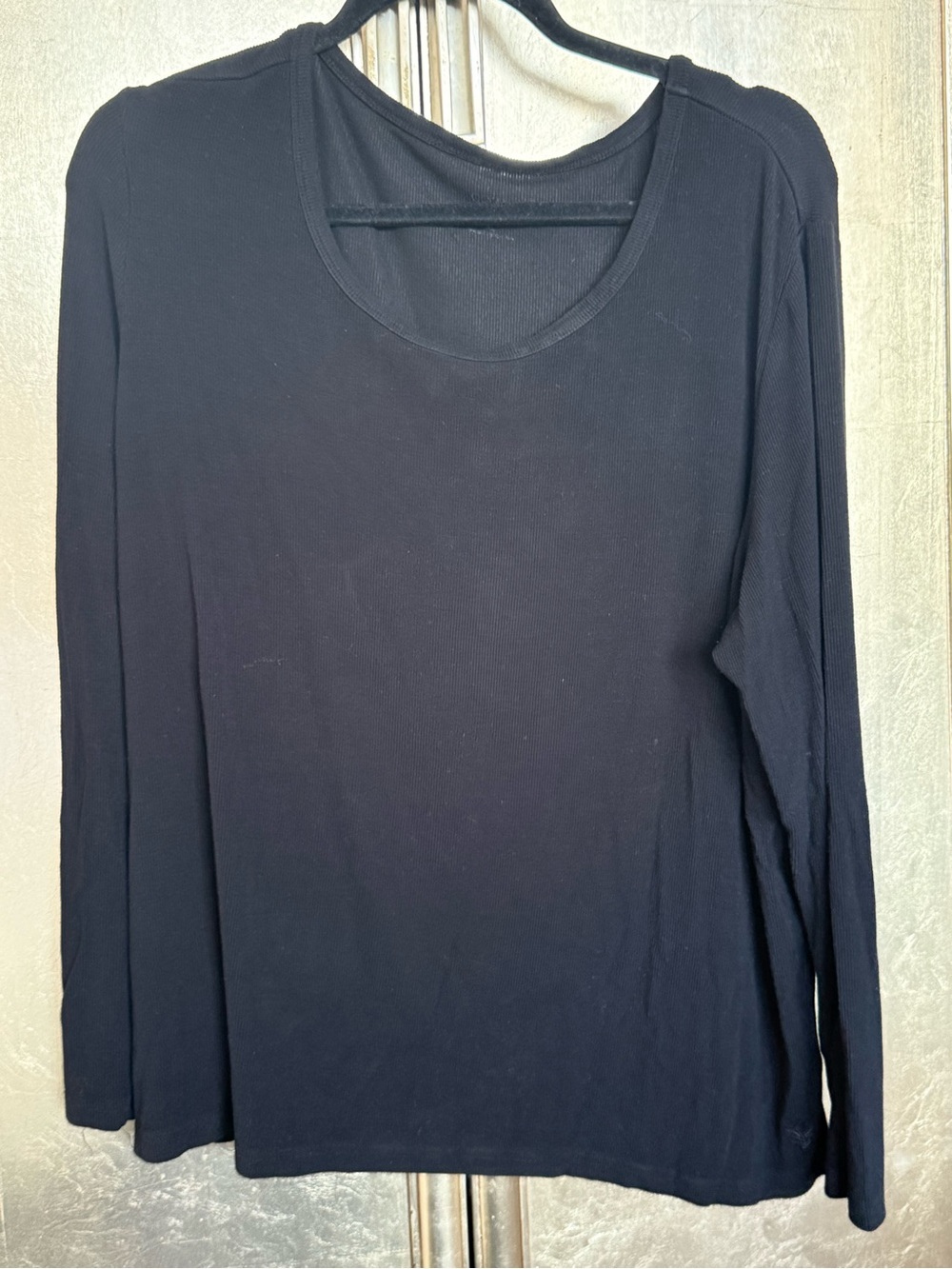 Cozy Earth lounge at Black Long-Sleeve Scoop Neck Top and shorts